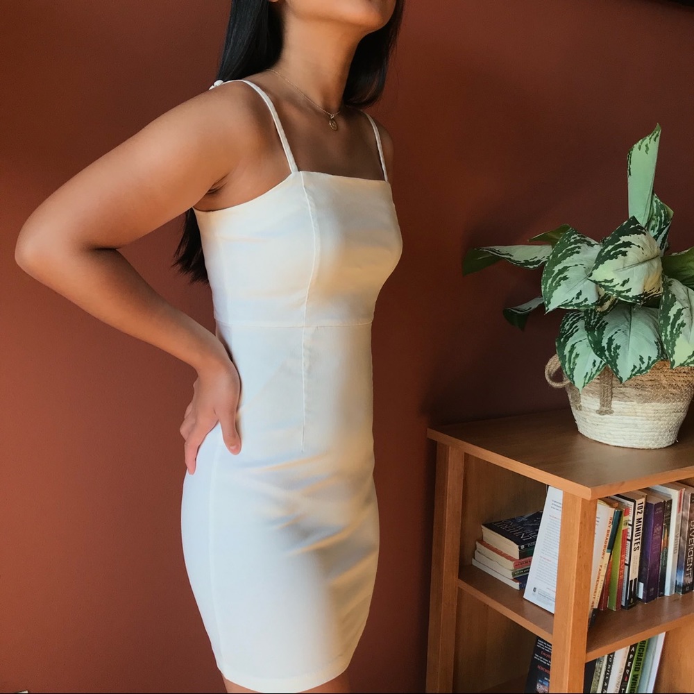 📍SOLD📍F21 White Strappy Dress
